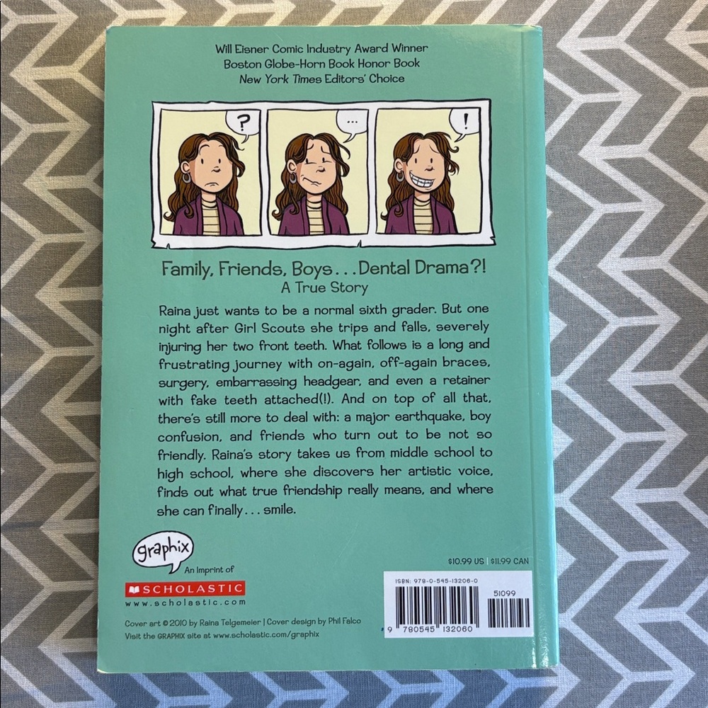 Smile: Scholastic Graphic Novel by Rania Telgemeier - Picture 2 of 3